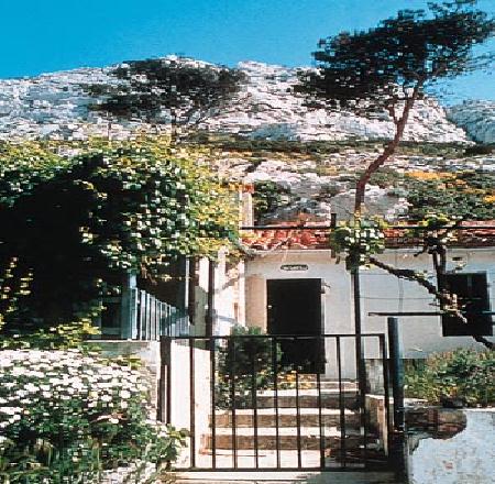 cabanon.jpg (78193 octets)